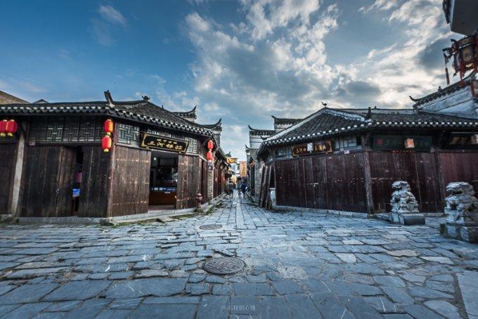 逃离违建房屋3